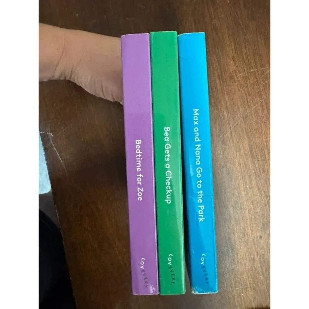 Lovevery book trio